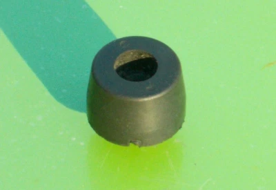 三菱 LANCER 02-17 门挡橡胶泵 MB019730 原始设备制造商 OUTLANDER FORTIS — 第 1/4 张图片