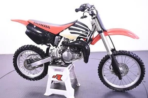 HONDA CR 80R 1998 2-STROKE JAPANESE IMPORT MOTOCROSS BIKE *RUNS AND RIDES* - Picture 1 of 16
