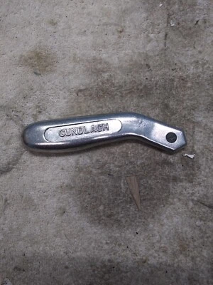 Cuchillo para alfombras Gundlach No.215 hoja ranurada herramienta de corte de alfombras de Taiwán Foto 1 de 2