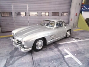 Puerta batiente MERCEDES BENZ SL 300 300SL Gullwing 1954 plata azul Sit Schuco 1:18 - Imagen 1 de 5