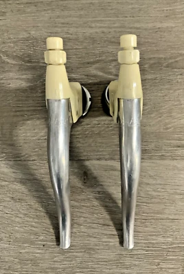 JUEGO DE PALANCAS DE FRENO MAFAC COURSE 130 NO AERODINÁMICAS CON TOPES DE CABLE Foto 1 de 4