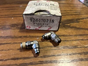 Lot of 2, Norgren Swivel Elbow,  5/32" Tube OD  x 1/8 NPT,  1 New, 1 used - Picture 1 of 1