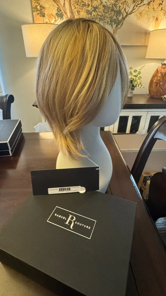 Парик из натуральных человеческих волос Raquel Welch Couture MILANO кружевной спереди моно сверху завязанный вручную пшеничный - Изображение 1 из 4