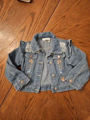 Toddler Girls Size 4 Blue Denim Jacket Floral embroidery Lace - Image 1 of 4