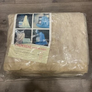 Vintage NOS Beacon Imperial 50% Polyester 50% Acrylic Blanket WPL 1675 New - Picture 1 of 4