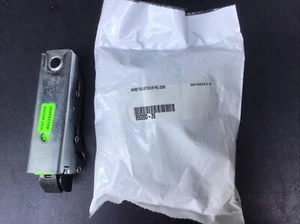 Von Duprin Surface Vertical Rod Bottom Latch With 26D Cover 050090 9927/9827 - Picture 1 of 3