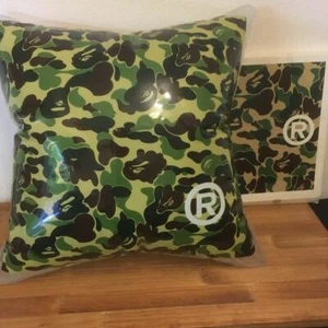 A BATHING APE x Japan Magazin Collaboration Luftkissen Kissen NEU! noch im Karton - Bild 1 von 1