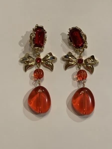 NON-PIERCED EARRINGS IN RED AND GOLD-E72016 - Picture 1 of 3