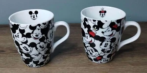 Set of 2 Disney Classic Mickey & Minnie Mouse Coffee Tea Mug Set - Pre-Owned - Picture 1 of 5