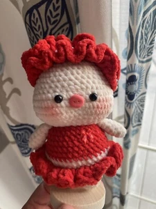 handmade crochet cutie Piggy - Picture 1 of 4