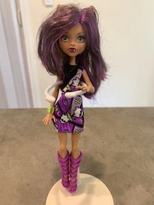 Monster High Clawdeen Wolf How Do You Boo Mattel Puppe lila Kleid und Stiefel - Bild 1 von 5