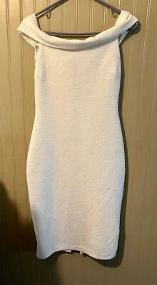 Women’s Size 4 Bisou Bisou Ivory Dress  Gold Foil Accent Lined Form Fitting - Image 1 of 4