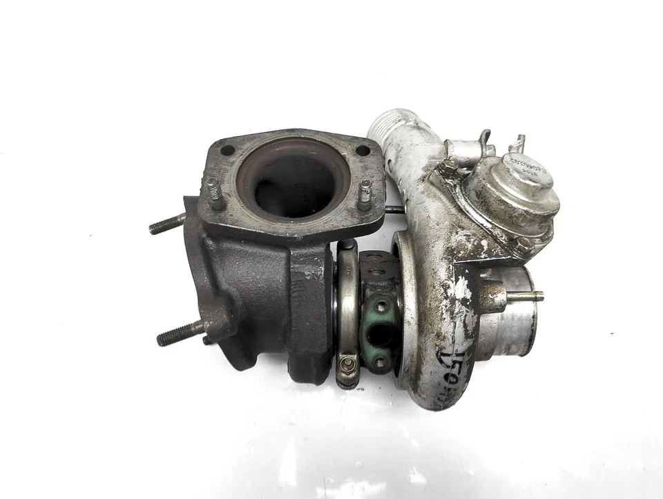 2003-2004 Volvo Xc70 2.5L Turbo Turbocharger 8692518 - Image 1 of 4
