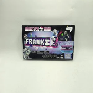 Mega Bloks MONSTER HIGH Frankie Stein Ghoul Monsterific Name Builder 242 Pcs NEW - Picture 1 of 2