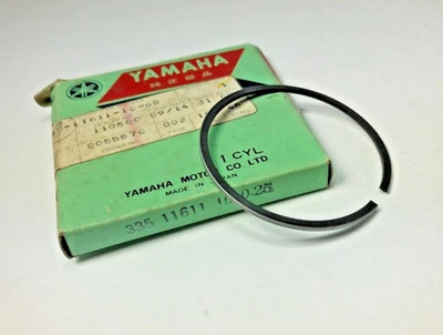 Anillo de pistón de gran tamaño NOS Yamaha 1972-73 LT2 1973 LTMX 0,25 / 335-11611-10 Foto 1 de 4