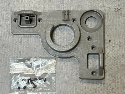 Conjunto de guía de patas de pedestal de lavandería MJH40343901 LG (trasero izquierdo). Foto 1 de 2