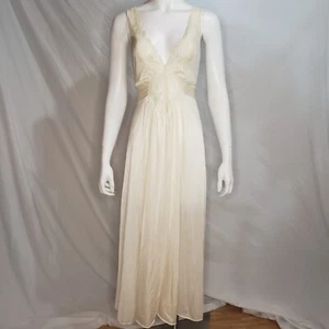OLGA XXL 2XL Long Nightgown Negligee 98280 Ivory Cream Full Sweep Nylon Satin - Picture 1 of 7