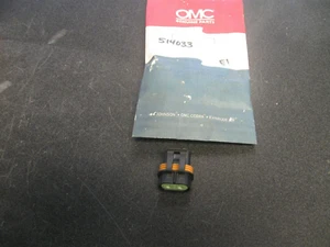 Conector enchufe fusible Johnson Evinrude OMC 0514033 J255 - Imagen 1 de 2