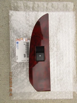 10 - 13 CADILLAC ЭСКАЛЕЙД ЗАДНИЙ ПРАВЫЙ БОКОВОЙ ВЫКЛЮЧАТЕЛЬ СТЕКЛОПОДЪЕМНИКА СОВЕРШЕННО НОВЫЙ 25873059 - Изображение 1 из 3