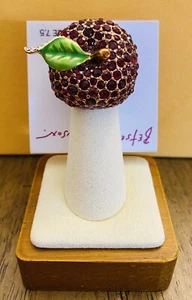 Betsey Johnson Gold Tone Chunky Apple Cocktail Ring Red Crystal Size 7.5 NWT - Picture 1 of 5