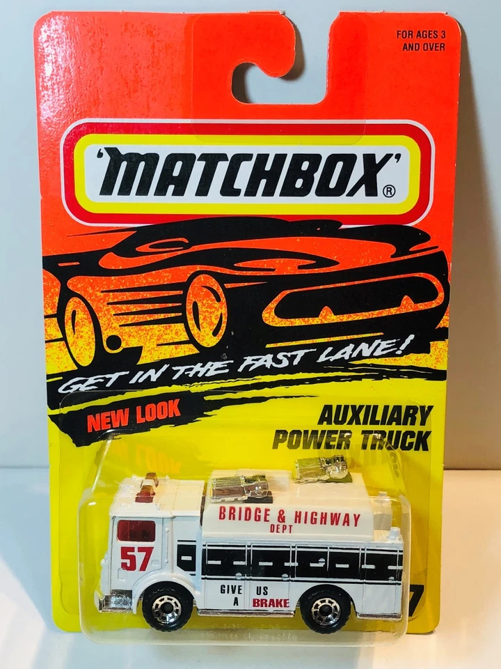 MATCHBOX MB57 MACK AUXILIARY POWER TRUCK WHITE "BRIDGE & HIGHWAY DEPT" - Image 1 of 1