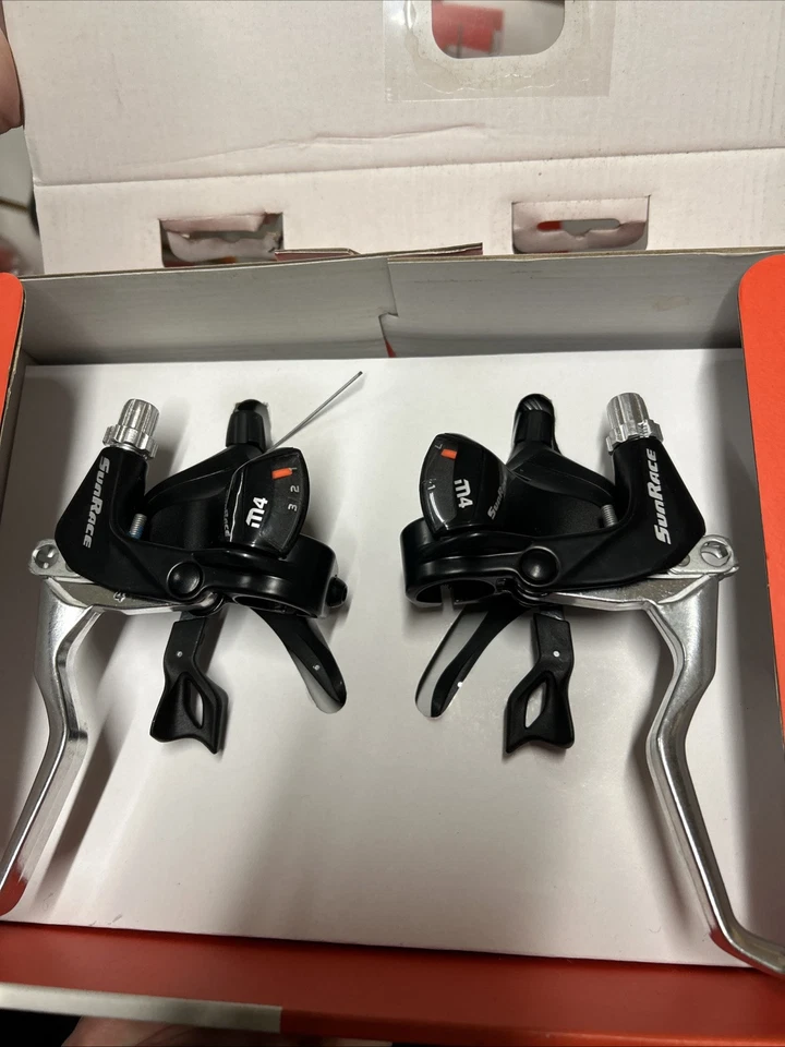 Bike Shifter SunRace STM400 Trigger With Integrated Brake Lever 3/7 Speed Black - Image 1 of 1