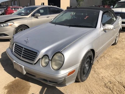 1998-2003 MERCEDES BENZ CLK320 Power Steering Rack and Pinion Gear W208   954848 - Image 1 of 4