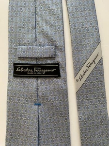 SALVATORE FERRAGOMO GANCINI SEIDENKRAWATTE 58 X 3,5' .NEU.ITALIEN. - Bild 1 von 5