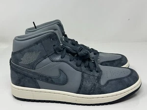 Nike Women's Size 9.5 Air Jordan 1 Mid FJ3448 001 NOBOXLID - Picture 1 of 7