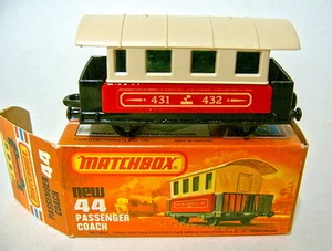 Matchbox No.44C Passenger Coach red & creme mint /boxed - Picture 1 of 3