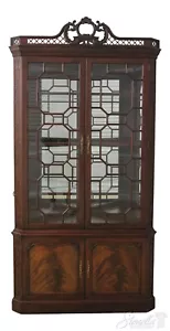 56291EC: HENKEL HARRIS Ornate Chippendale Mahogany Corner Cabinet - Picture 1 of 12