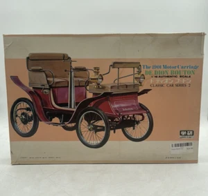 Gakken The 1901 Motor Carriage DE Dion Bouton 1/16 Scale Plastic Model Kit - Picture 1 of 6