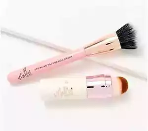 Mally Plush Pen Brightening Foundation with Brush-Deep A658779 NEW - Picture 1 of 3