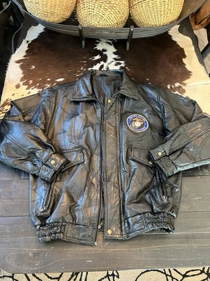 Chaqueta de bombardero vintage UB de cuero bordada Marine Corp talla grande Foto 1 de 4