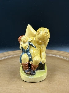Vintage Hummel Figur "Schlafender Junge mit Clown" aus Kreidegeschirr - Bild 1 von 12