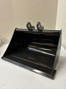 Mini Excavator Digger Bucket Attachment - Picture 1 of 4