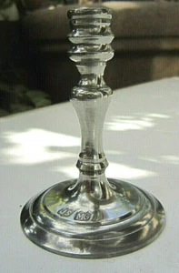 SOPORTE DE VELA DE PELTRE VINTAGE COLECCIONABLE JOHN SOMERS JS X MG BRASIL 2.5" - Imagen 1 de 9