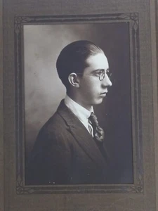 Vintage Photo Serious Young Man Round Glasses B&W 1920s Tri-fold Folder Frame - Picture 1 of 6