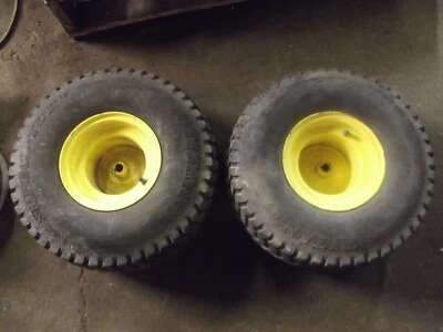 John Deere LT 133 Rear Rims & Tires 20x10.00-8 - Image 1 of 4