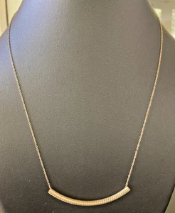 14k Gelbgold gefüllt 18" Halskette mit gebogenem röhrenförmigem Anhänger - Bild 1 von 6