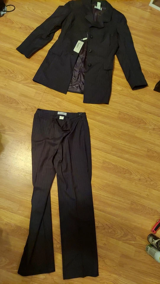 NWT Ladies Dolce & Gabbana Womens Suit Jacket Blazer Pants Set Sz. IT 48 (US 12) - Image 1 of 4