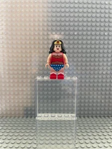 LEGO 71209 Wonder Woman Minifigure - Picture 1 of 2