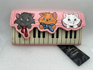 Cartera Loungefly Disney Aristocats Piano Gatitos Cuero Sintético Nueva con Etiquetas Rosa María - Imagen 1 de 3