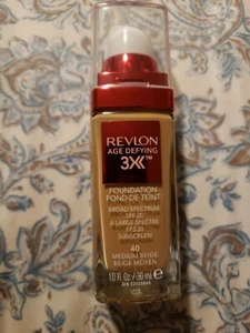 Revlon Age Defying Foundation Broad Spectrum 40 Medium Beige 20 SPF - Picture 1 of 2