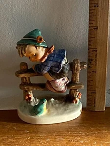 Hummel "Retreat To Safety" 4" tall 201-2/0 1948 W. Germany No Box - Picture 1 of 20