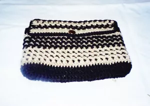 Crocheted Two Tone Bi-color Honeycomb Stitch Purse Pattern Instructions Only - Picture 1 of 1
