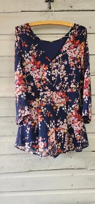 Mameluco exuberante manga larga grande azul púrpura rosa y flores rojas Foto 1 de 4