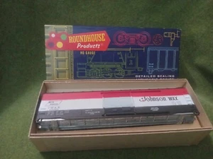HO Scale ROUNDHOUSE 1217 JOHNSON WAX 50' BOX CAR NIB - Picture 1 of 6