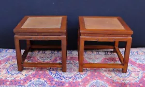 Coppia tavolini Cina in olmo con pannelli in rattan - 1870/80 ca. - Bild 1 von 6
