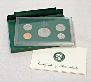 👀 NEW 1995 Clad Proof Set U.S. Mint - Original Government Packaging with COA - Picture 1 of 3